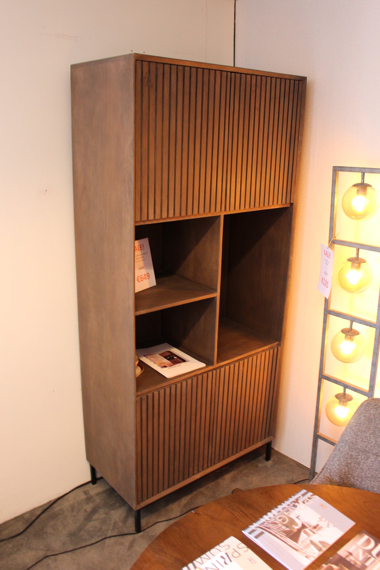 Vakkenkast Madison Walnut 90cm breed
