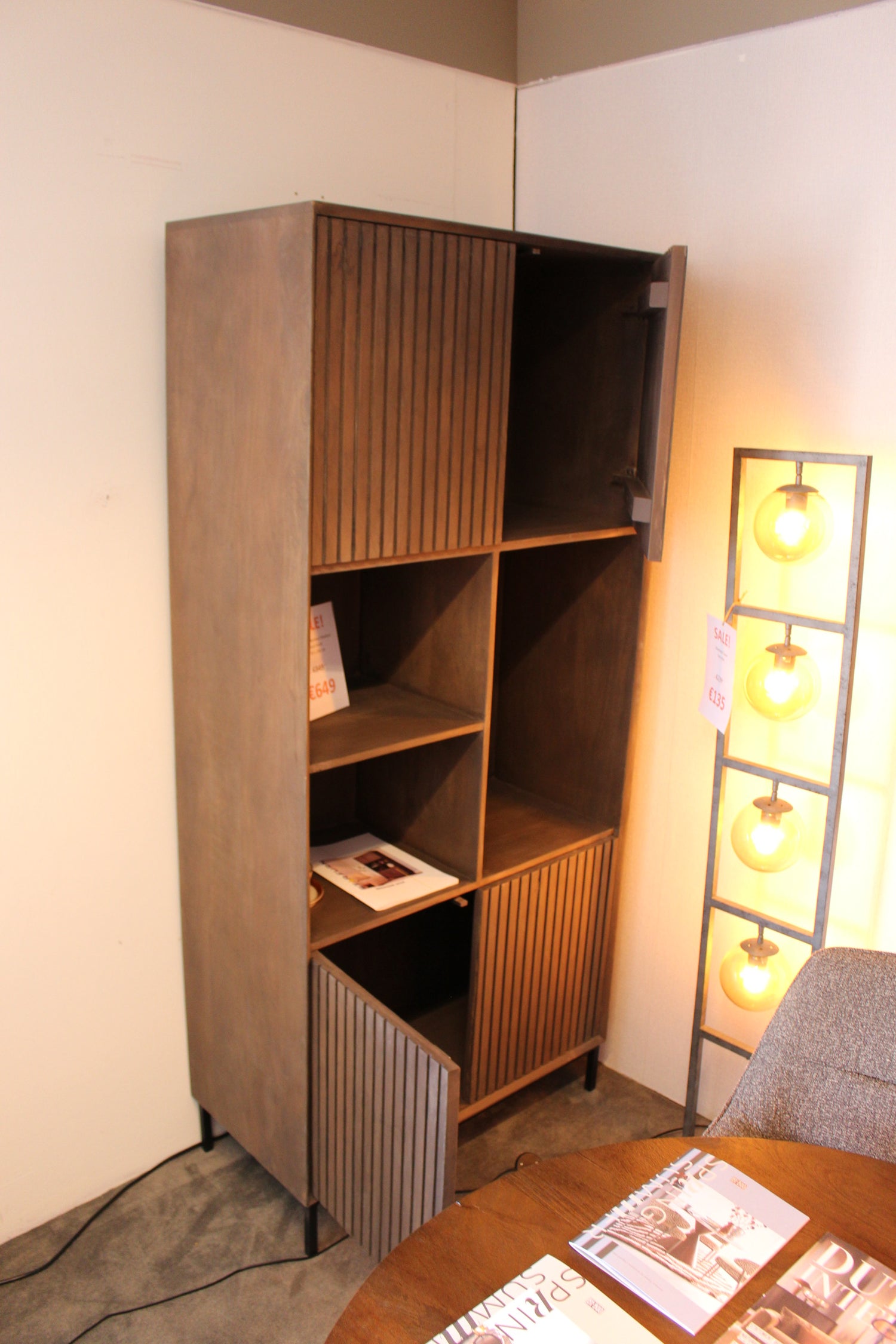 Vakkenkast Madison Walnut 90cm breed