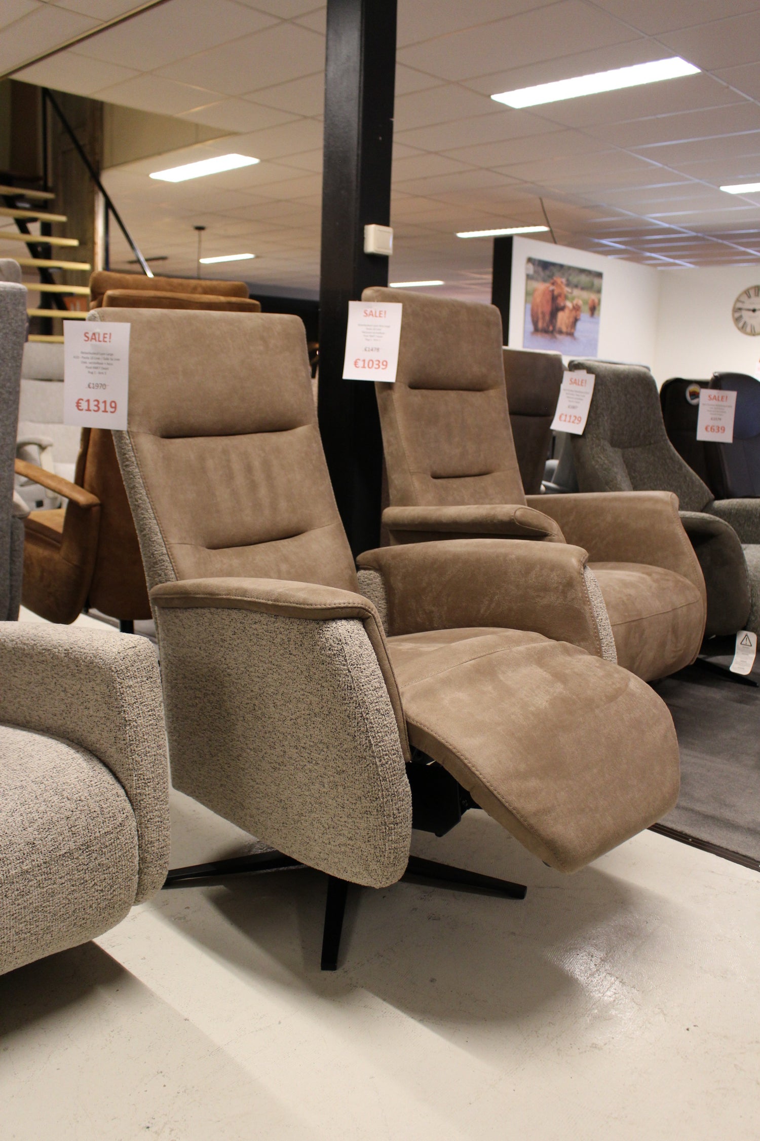 Relaxfauteuil Lyon Large - Duo stoffering - Elektrisch verstelbaar - Incl. Accu