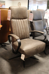 Hjort Knudsen Relaxfauteuil 7083 - Dakota Wood - Manueel verstelbaar