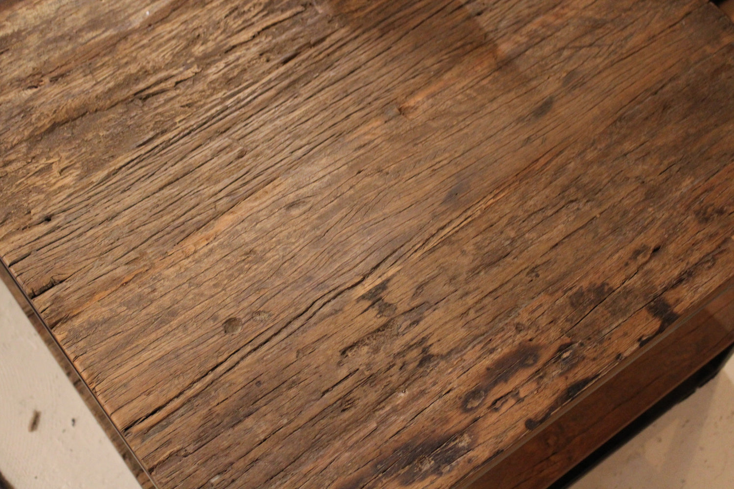 Richmond Hoektafel Raffles - Gerecycled Hout - 61x61x47cm
