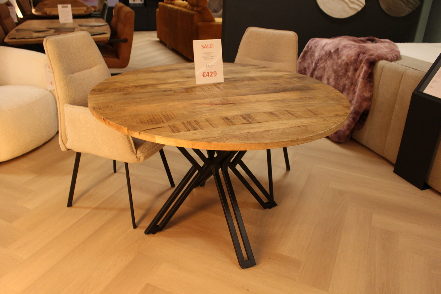 Eettafel Benson Ø120cm - Mangohout Naturel