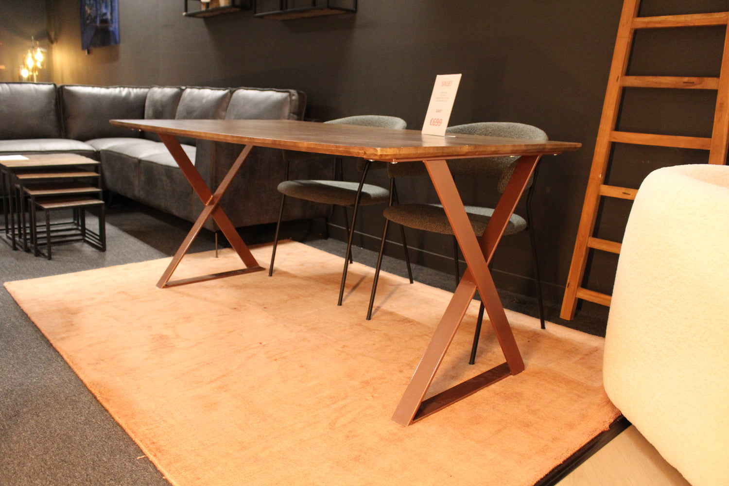 Eettafel Jasper - 160x90cm - Mangohout Walnoot Finish